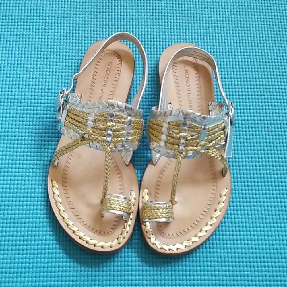 SIGERSON MORRISON toe flat sandals